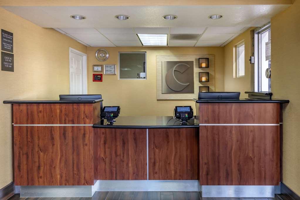 Comfort Inn & Suites Near Universal - N Hollywood - Burbank Los Angeles Wnętrze zdjęcie
